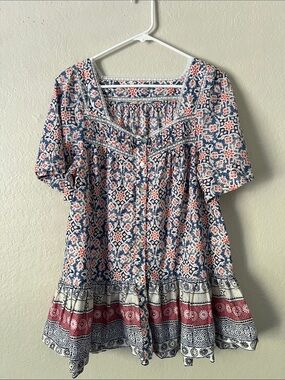 Like New! At Last Boho Floral Button-Front Peasant Top in Navy and Coral